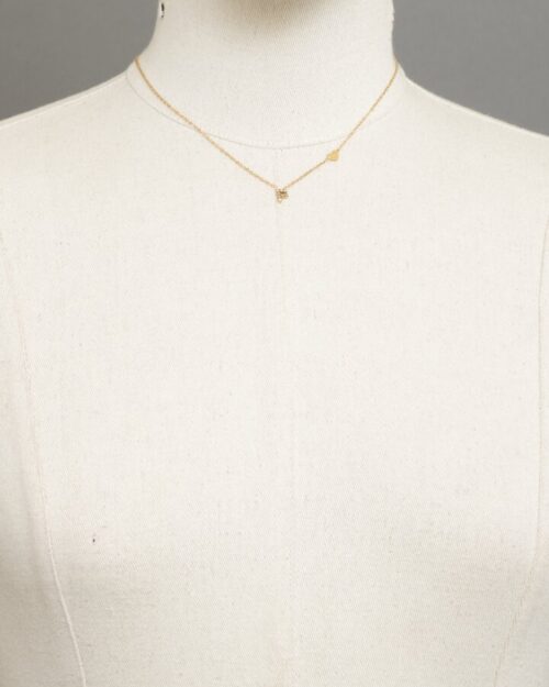 COLLANA CON LETTERA "F"