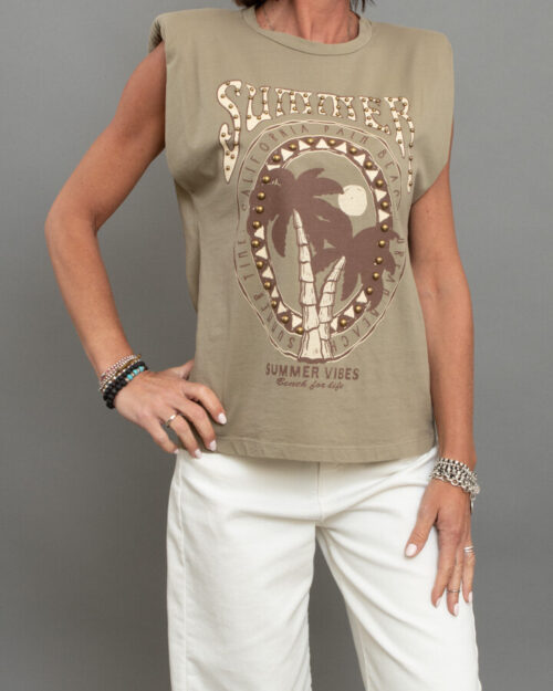T-SHIRT SUMMER VIBES