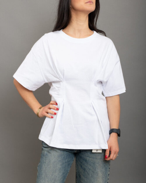 T-SHIRT UNCONVENTIONAL